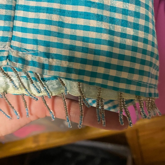 Silk Outfit - Picture 7 of 7